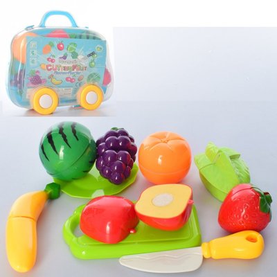 Ігровий набір продукти на липучці — фрукти на липучках, дощечка, ніж, у валізі на колесах 335-02