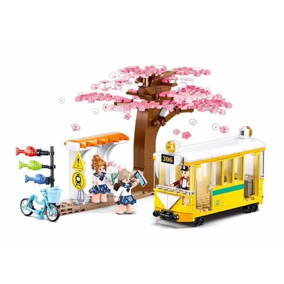 Sluban 1018 - Конструктор для дівчинки - зупинка трамвая з сакурою - 347 елементів